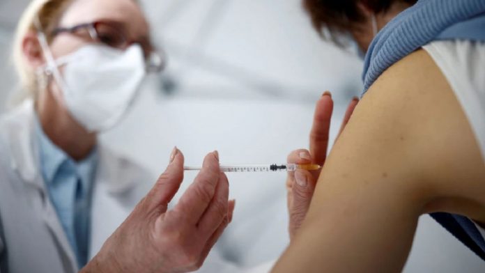 Portugal con 85% de población vacunada