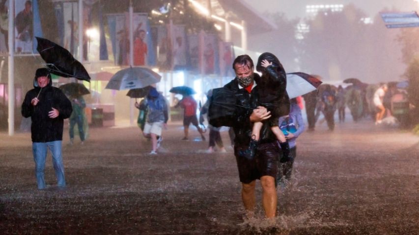 Temporal de lluvia generan emergencia en costa este de EEUU