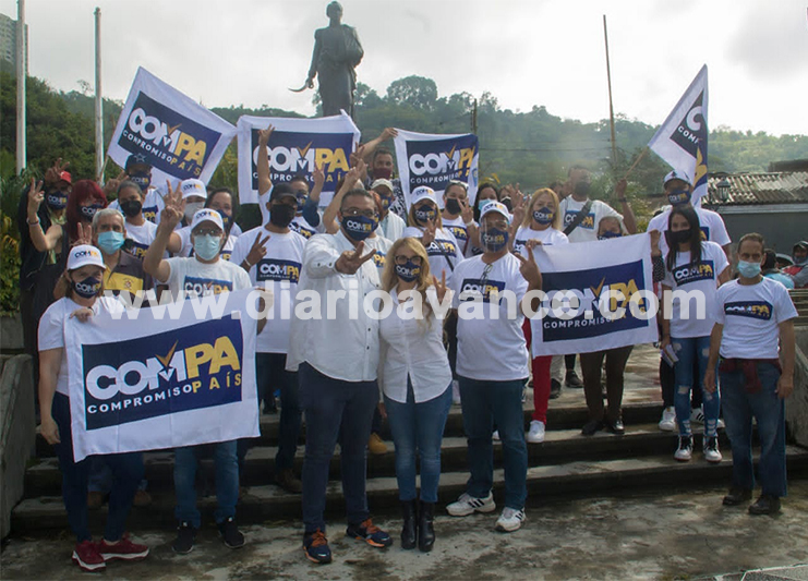 Valle exhorta a no creer en políticos tradicionales