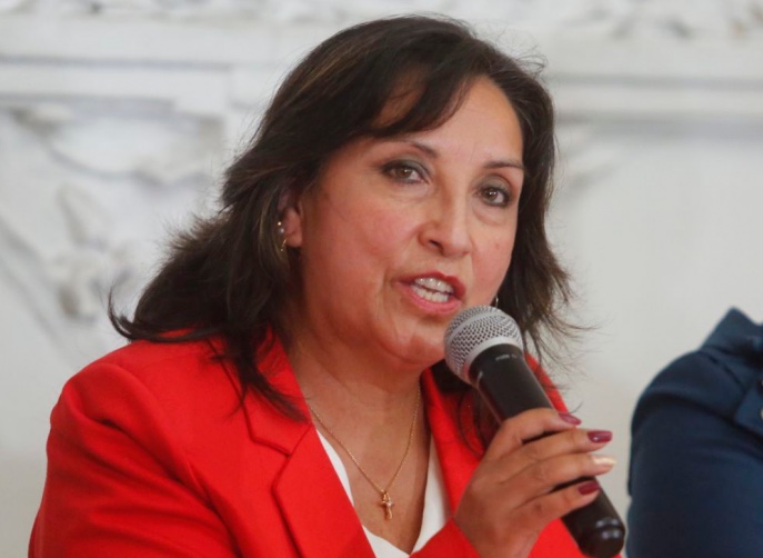 Vicepresidenta de Perú acusada de lavado de dinero