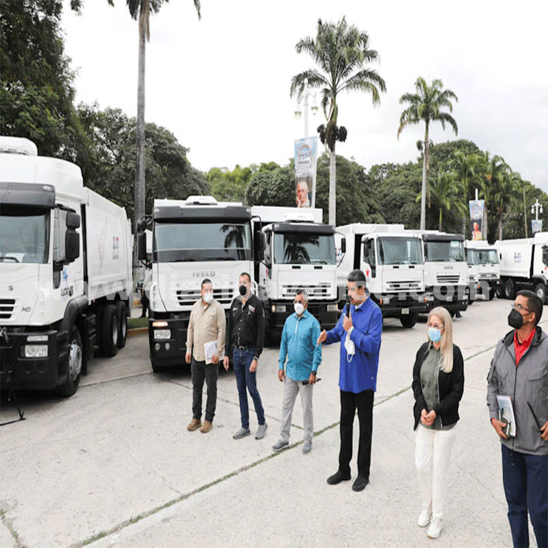 Entregan autobuses Yutong para la Gran Caracas