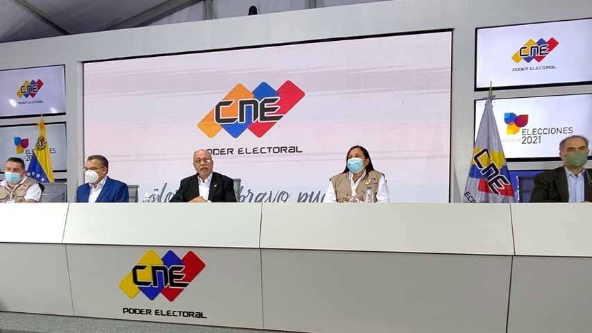 El chavismo ganó 20 gobernaciones de 23