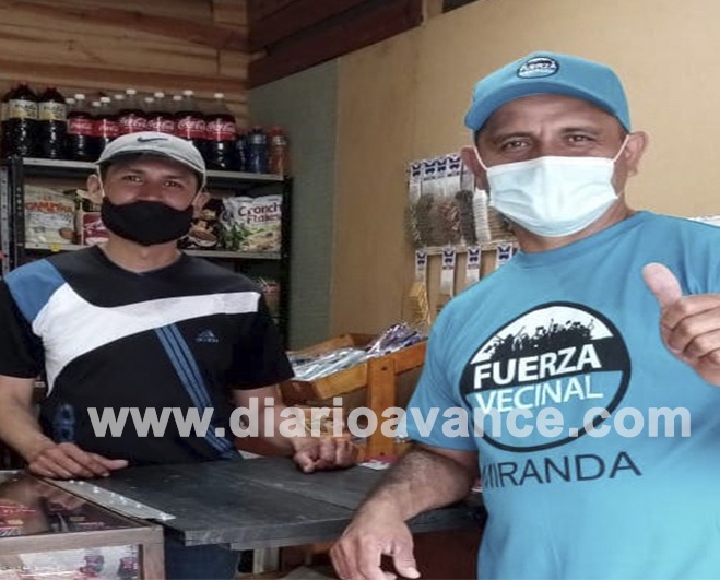 Candidato FV plantea reimpulso de las parroquias