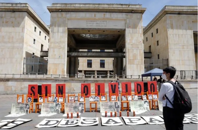 Conmemoran los 36 años de la toma del Palacio de Justicia