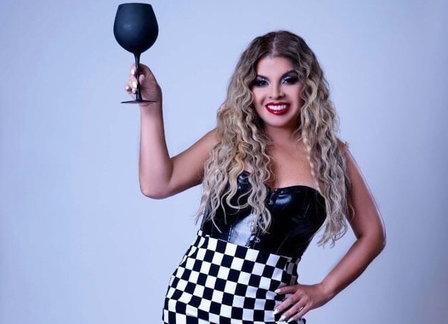 Diveana cierra 2021 con el tema “Ladies Night”