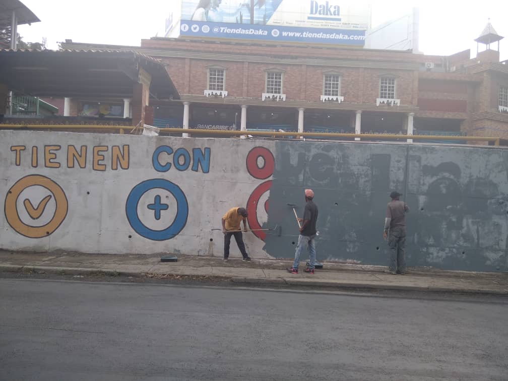 Continúan retirando propaganda electoral en Carrizal