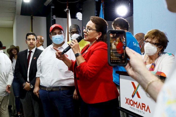 Castro supera el millón de votos en Honduras