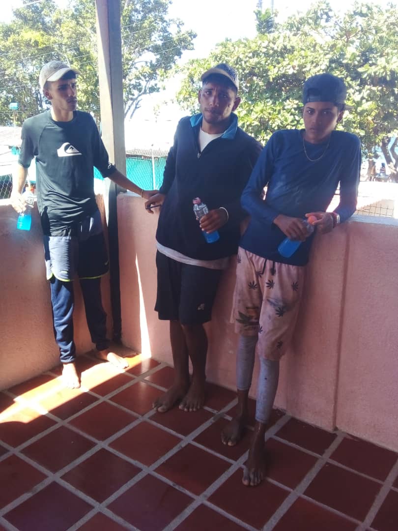 Hallaron con vida a los tres pescadores del barco “Puro Mero”