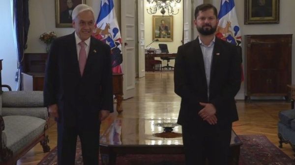 Piñera recibe a Boric para coordinar el traspaso de mando