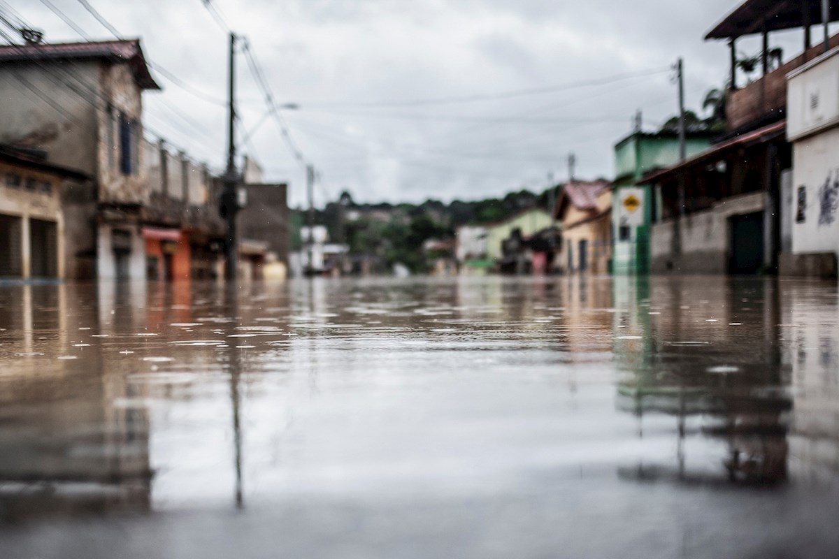 Suben a 21 los muertos por temporal de lluvias en Sao Paulo
