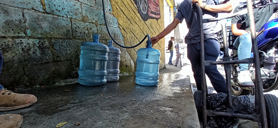 Más de un mes sin agua en Barrio Miranda