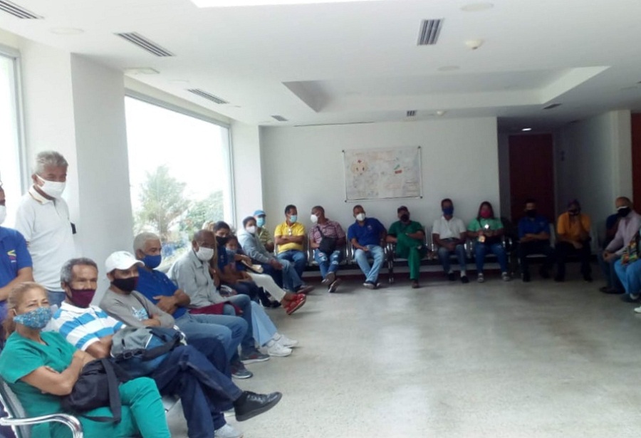 Denuncian malos cálculos de aguinaldos en el sector salud