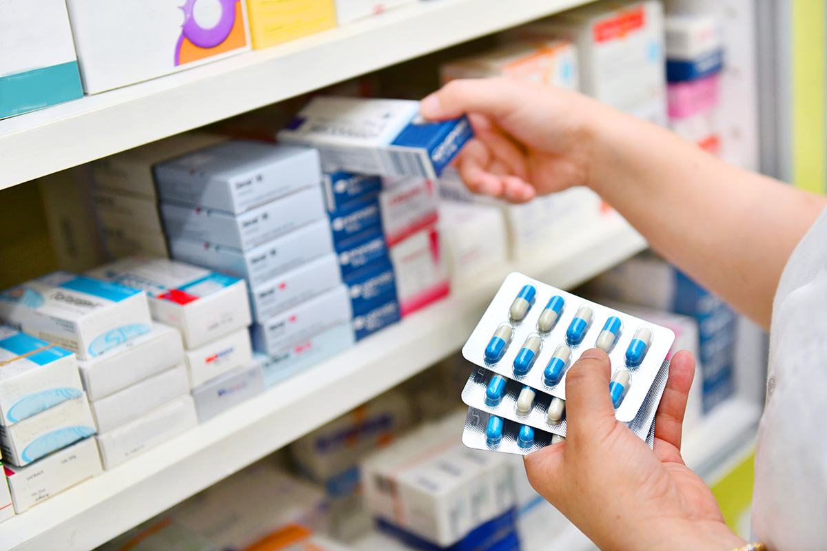 Farmacias de Los Teques reportan reducción de personal