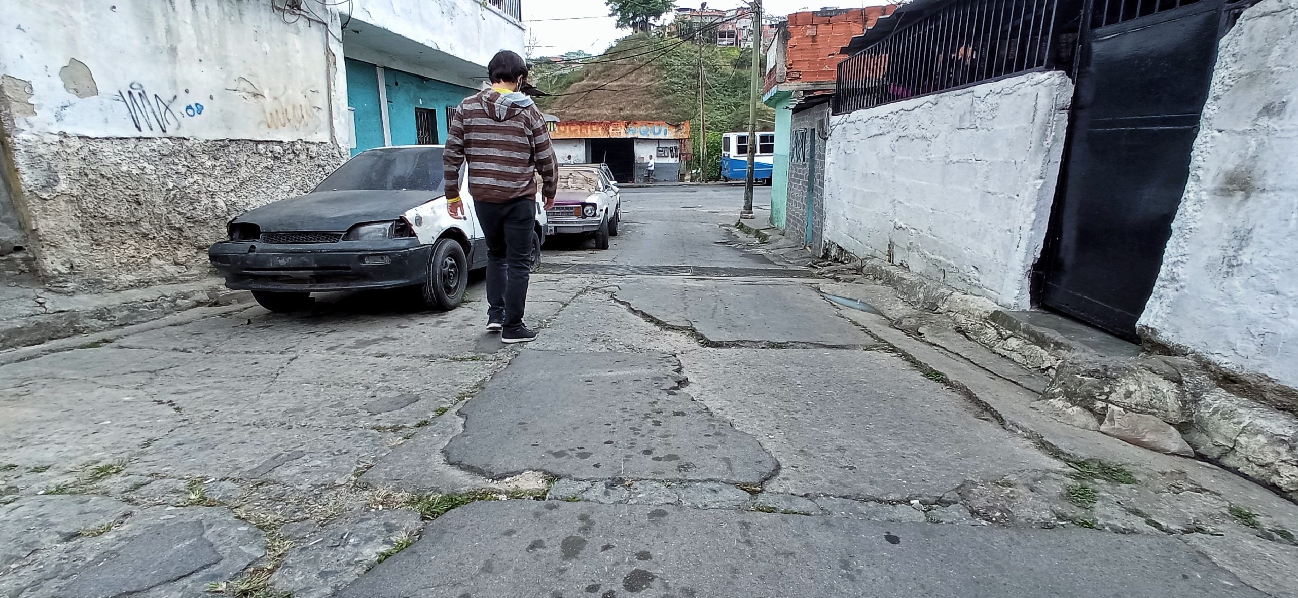 La vía del Callejón La Libertad “es un camino de burro”