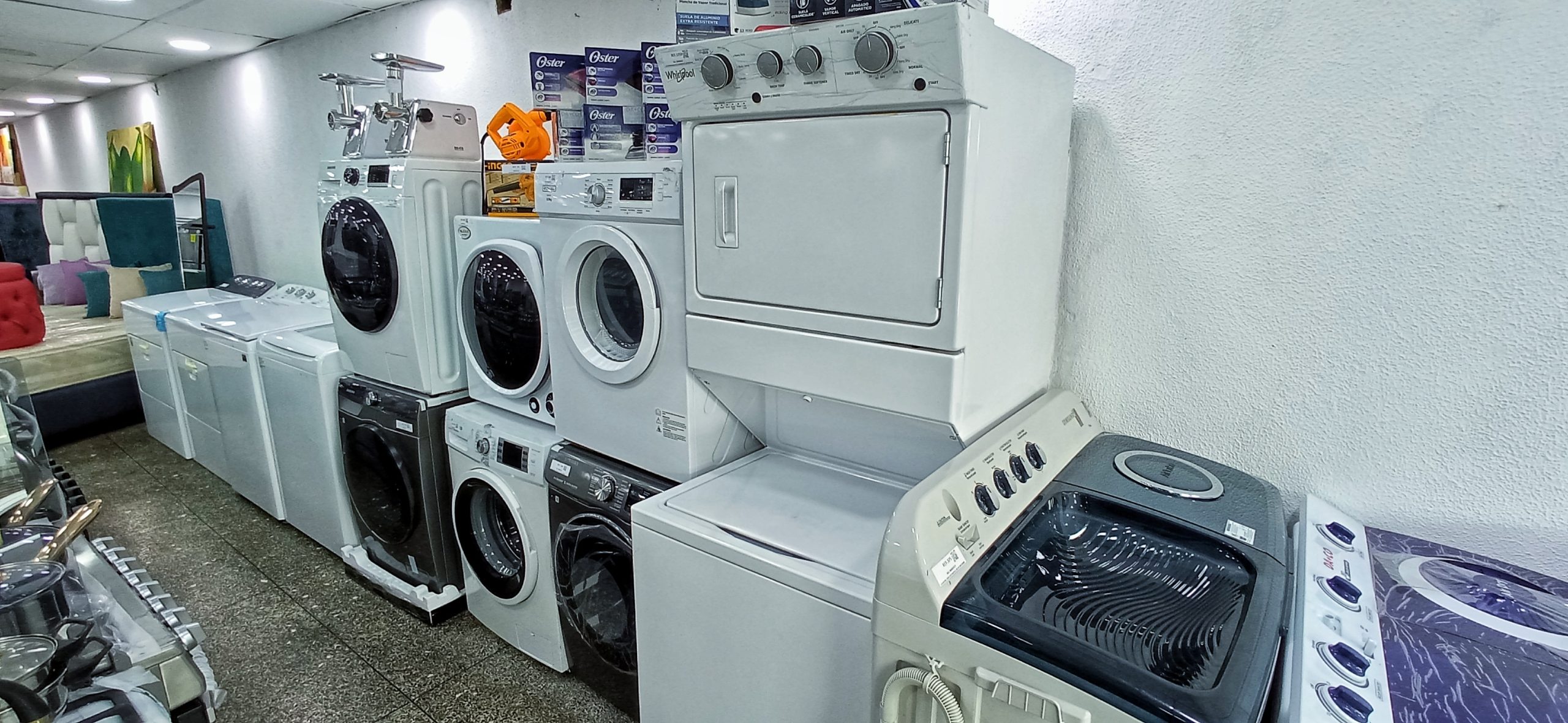 Una lavadora se consigue a partir de $240