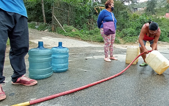 Sector La Esperanza sin suministro de agua desde hace cuatro años