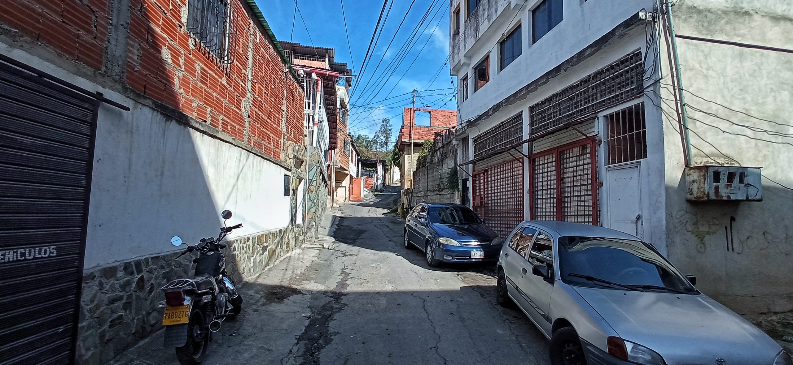 Tarda para llegar el agua en el callejón San José