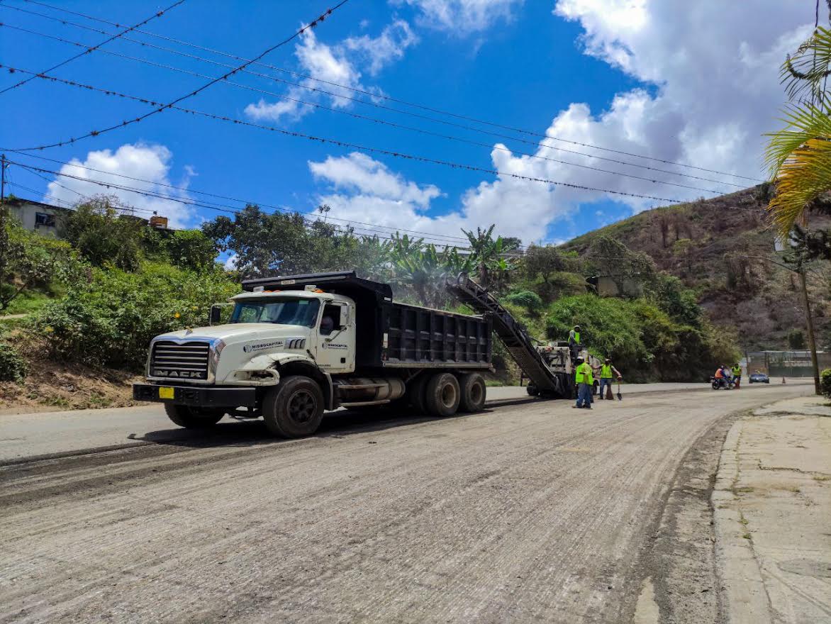 Más de 13 mil toneladas de asfalto aplicaron en Miranda