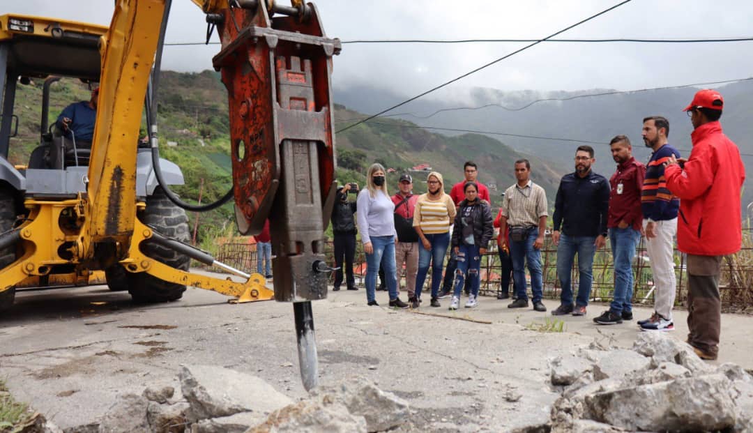 Alcalde anuncia recuperación de vías en San Pedro y El Jarillo