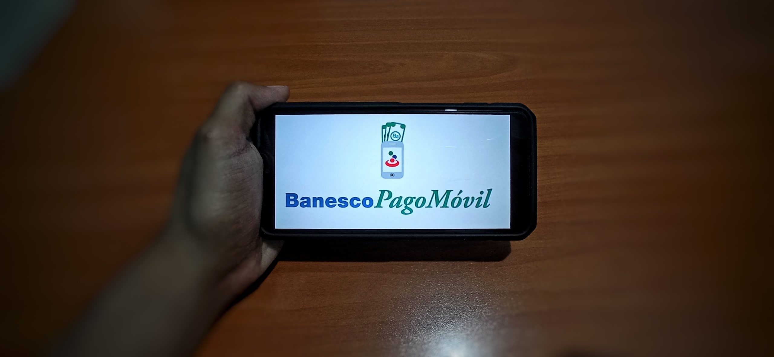 Banesco habilita recargas telefónicas a Digitel