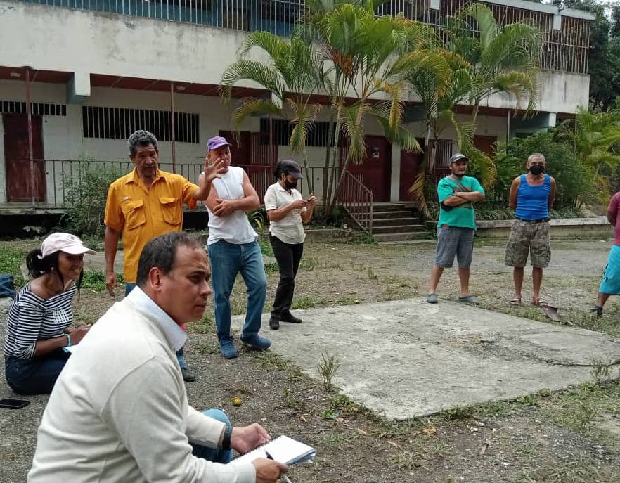 Parceleros de Paracotos denuncian amedrentamiento