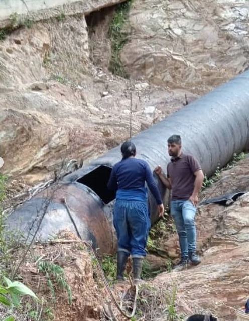 Rotura de tubería en el Paseo Los Burros fue reparada