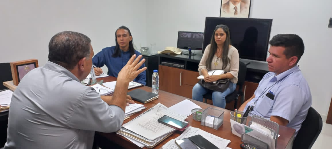 Concejo propone la creación de mesas de telecomunicaciones en Carrizal