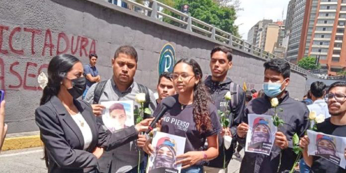 VP pide libertad plena para los cuatro jóvenes excarcelados