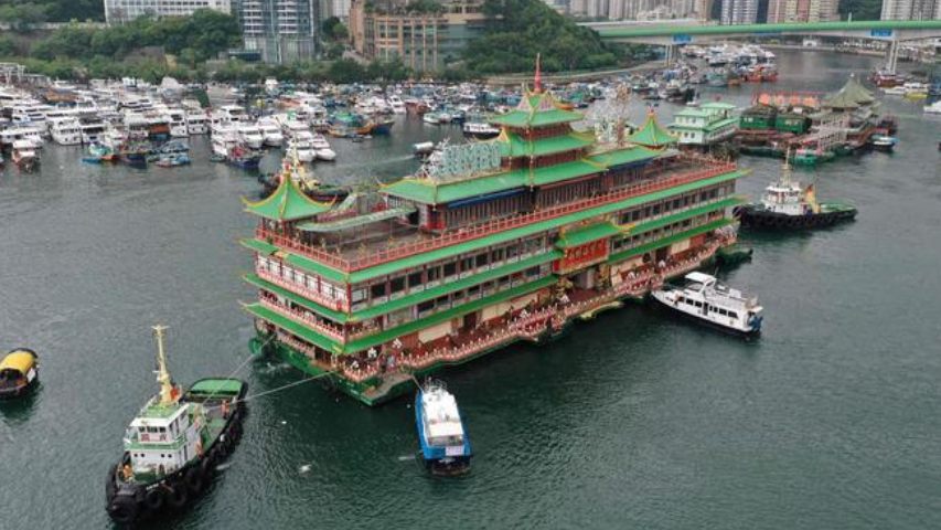 Se hunde el icónico restaurante flotante Jumbo de Hong Kong