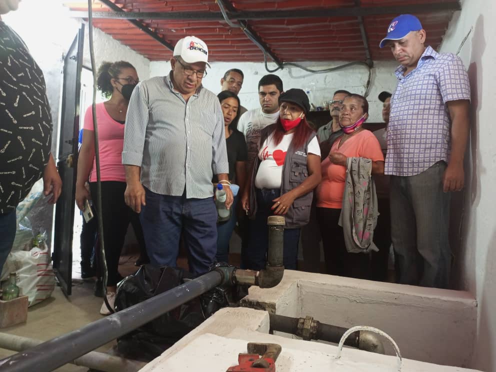 “Seguimos con los planes para atacar la crisis del agua”