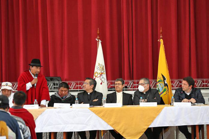Indígenas y gobierno de Ecuador reiniciarán negociaciones
