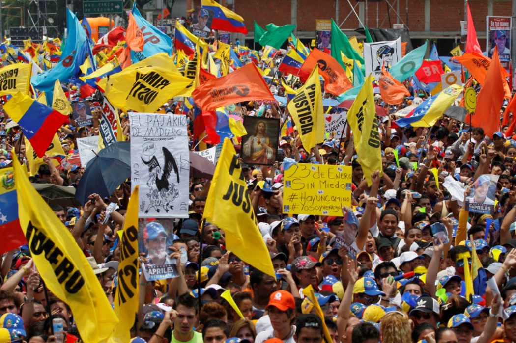 Oposición mantiene búsqueda para elegir candidato unitario