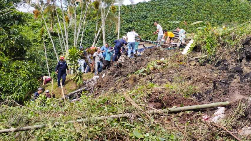 Derrumbe sepultó una escuela rural en Colombia