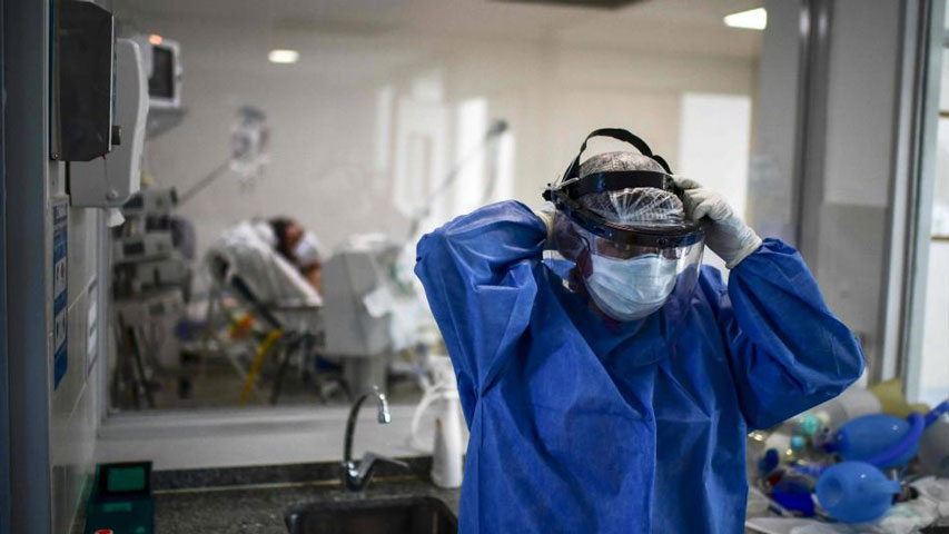 Francia supera cifra de los 150 mil fallecidos por coronavirus