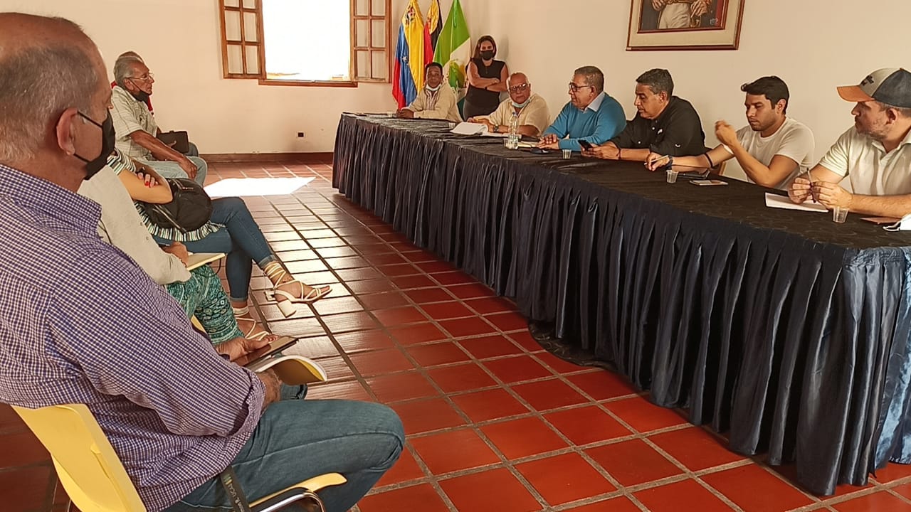 Crean cronograma para atender problemáticas de Llano Alto