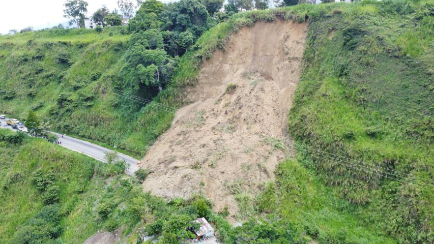 Un fallecido y varios sectores incomunicados dejan lluvias en Mérida