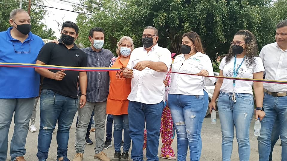 “El éxito de un comercio depende del trato que se le dé al cliente”