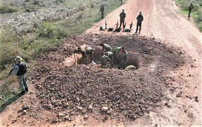 FANB destruye pista ilegal de aterrizaje