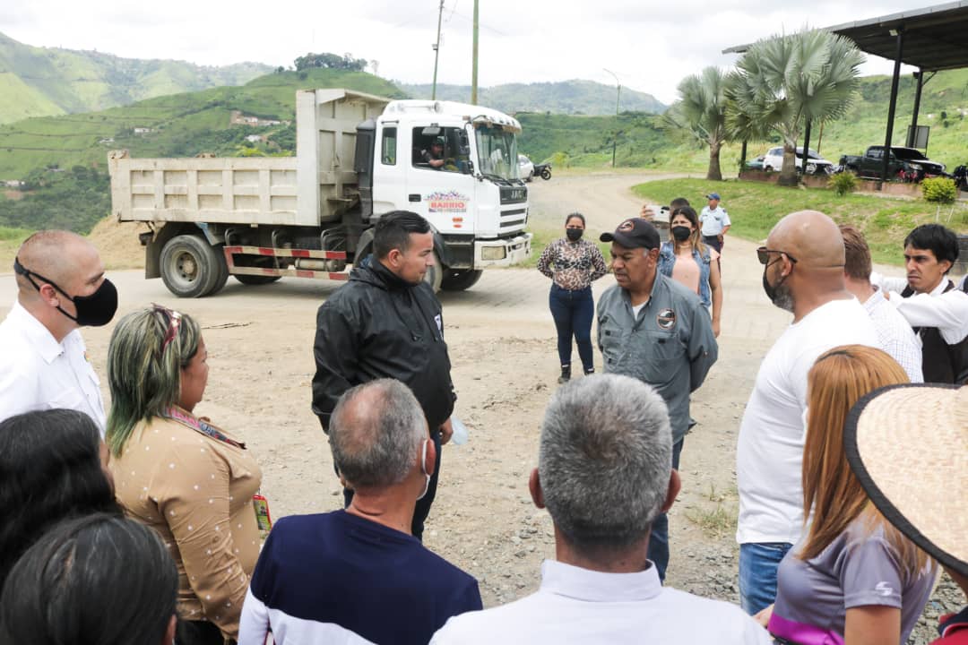 Ministro de Ecosocialismo inspecciona El Limoncito