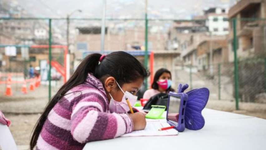 Alertan que 700 mil niños aún no reciben  segunda dosis de vacunas en Perú
