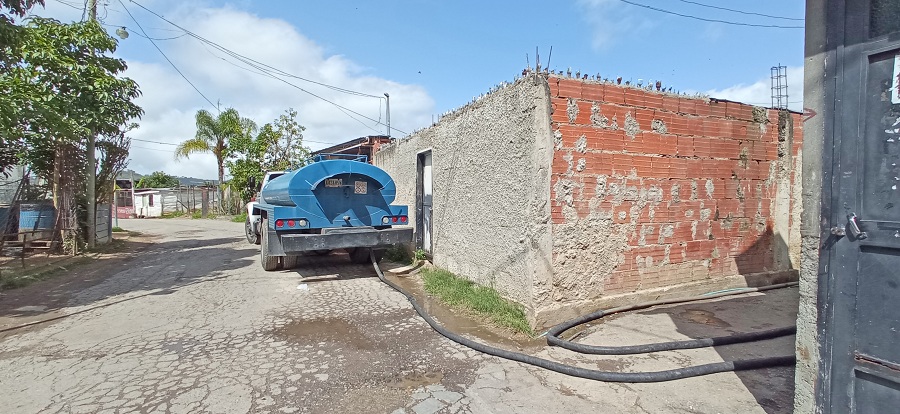 Más de cinco años sin agua en Colinas del Paso