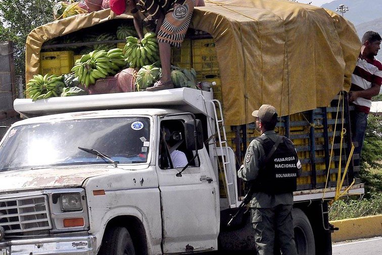 Ganaderos y agricultores piden que cese el matraqueo en alcabalas