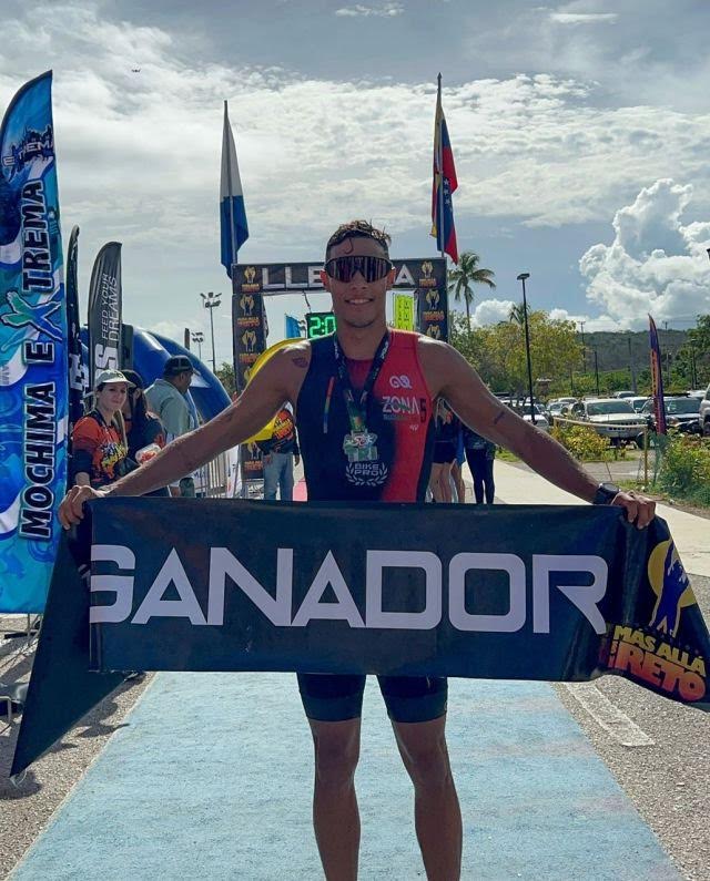 Yhousman Perdomo se impuso en el V Triatlón Olímpico de Cumaná