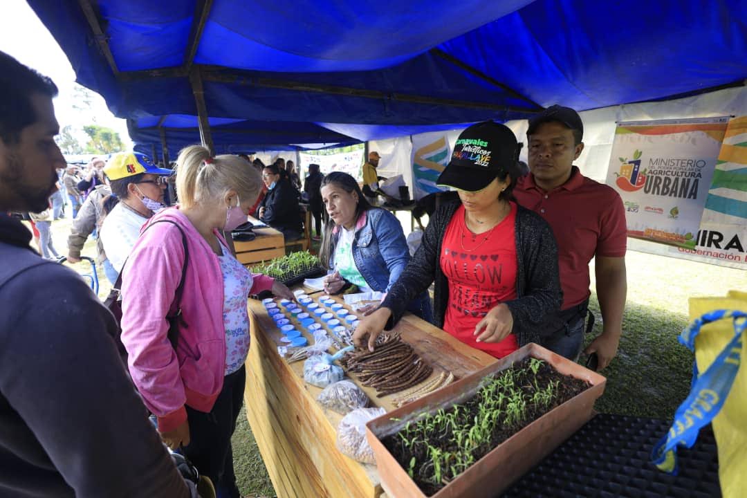 1.100 familias de Laguneta se beneficiaron con jornada integral