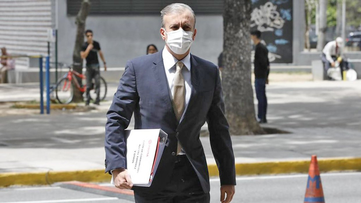 Solicitan orden de captura internacional contra Rafael Ramírez