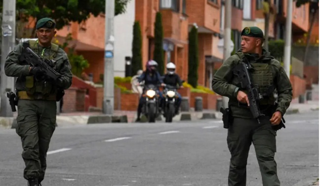 26 presos se fugaron de comisaría de policía en Bogotá