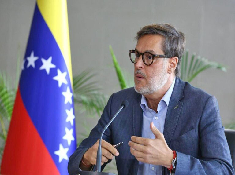 Félix Plasencia designado embajador de Venezuela en Colombia