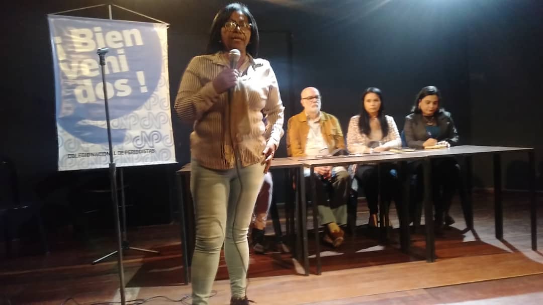 “Debemos defender la profesionalización del periodismo”