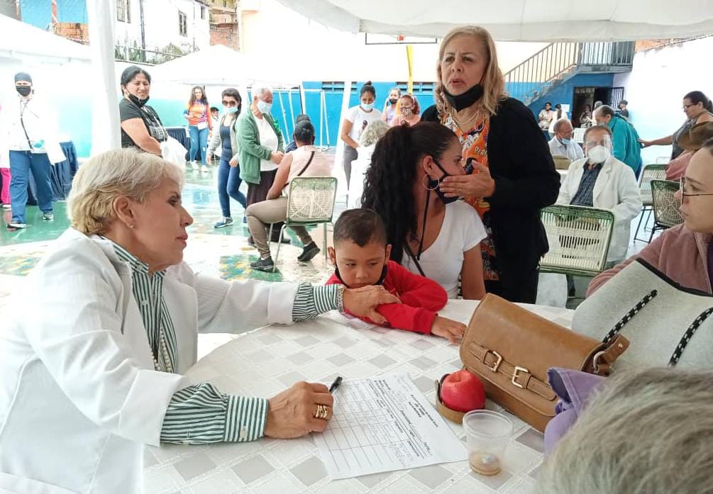 Más de 200 personas fueron beneficiadas en jornada de salud en Carrizal