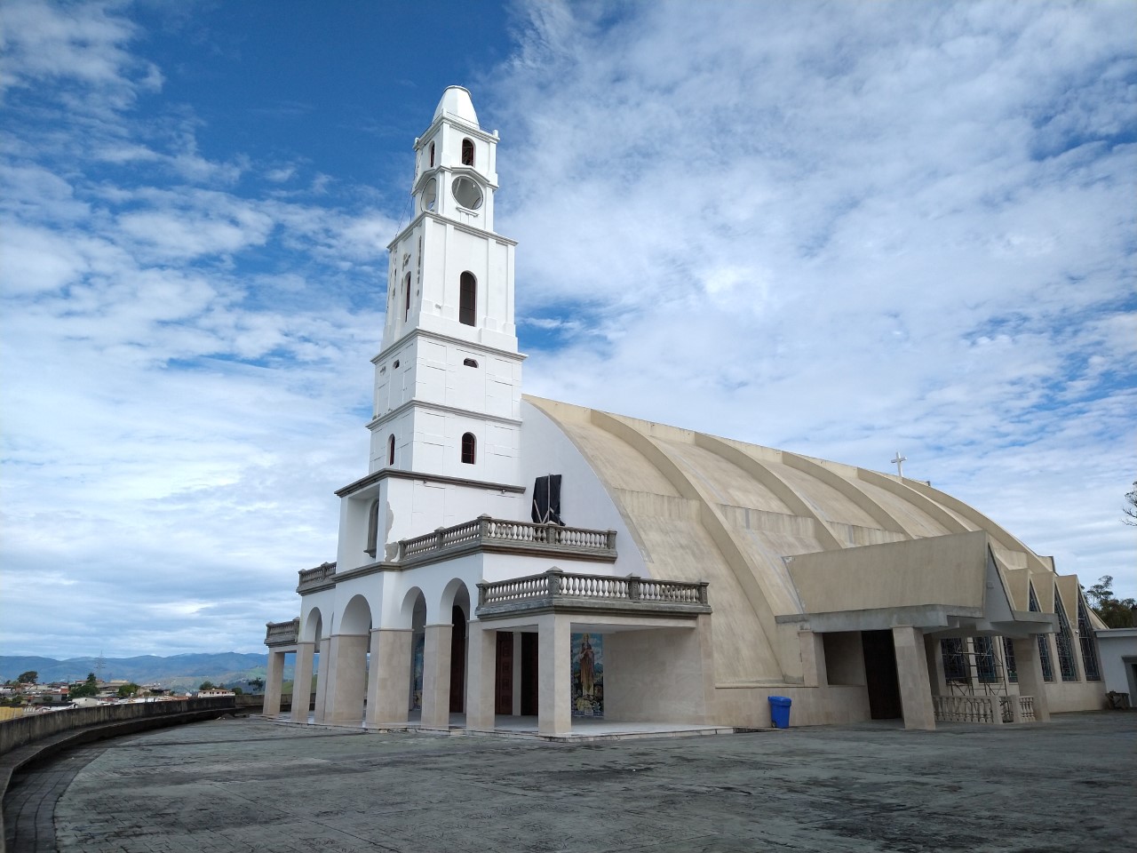 Afinan detalles para consagración de la iglesia de Fátima